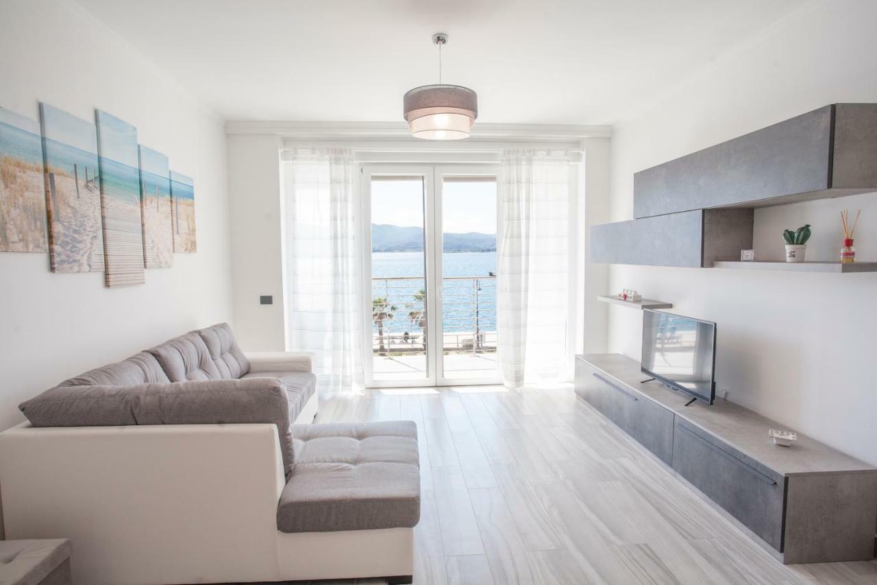 Appartamenti Lungomare Portoferraio - Goelba Bagian luar foto
