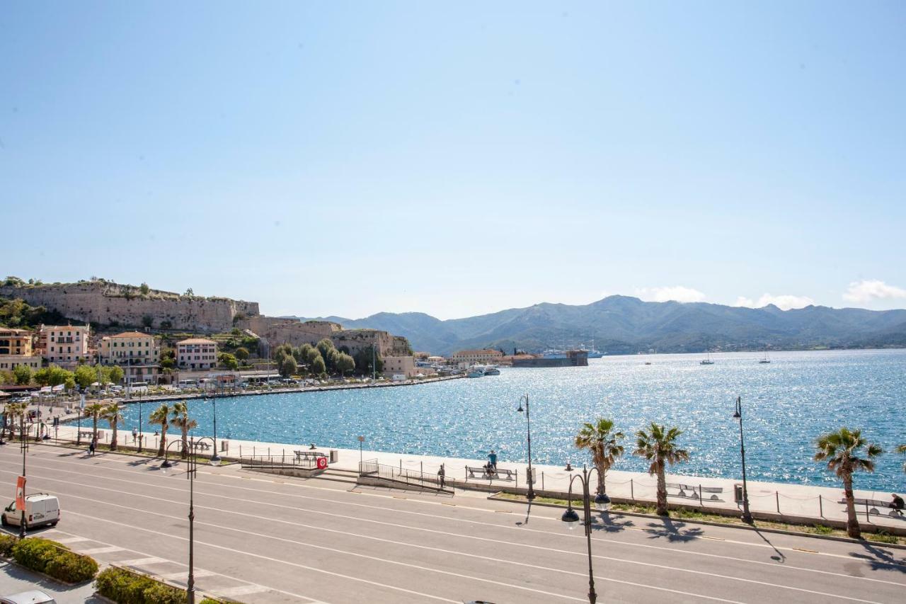 Appartamenti Lungomare Portoferraio - Goelba Bagian luar foto