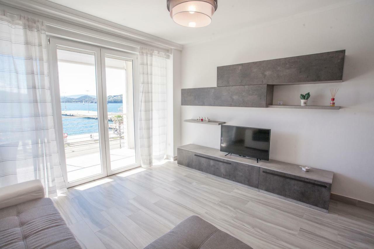 Appartamenti Lungomare Portoferraio - Goelba Bagian luar foto